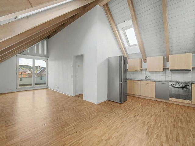 Gemütliche 2.5 Zimmer Wohnung in grüner Umgebung