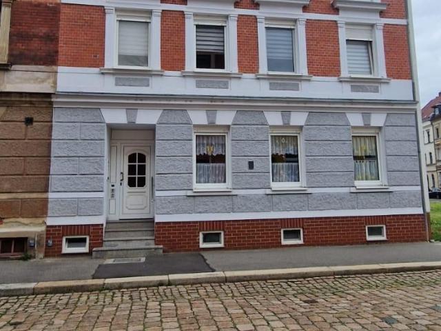 Gemütliche 2,5 Raum Dachgeschosswohnung mit Tageslichtbad und Gartennutzung