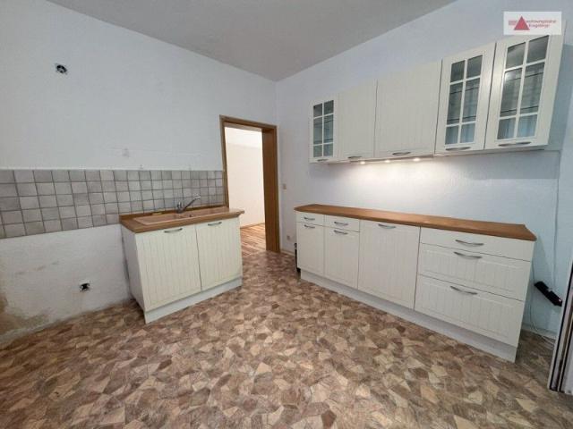 Gemütliche 2 Raum Wohnung mit Einbauküche und Balkon in ruhiger Lage von Aue