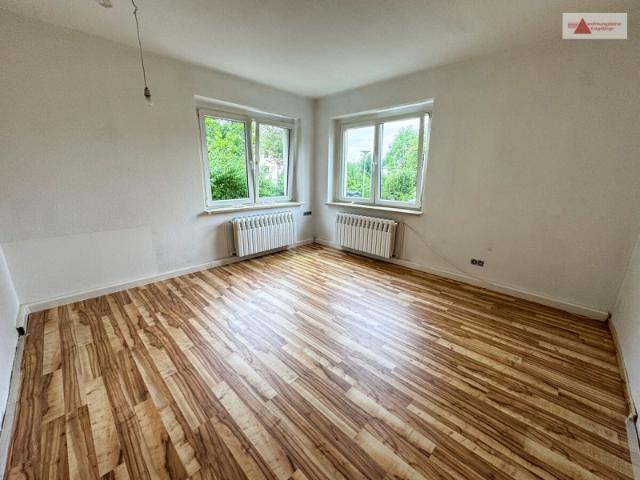 Gemütliche 2 Raum Wohnung mit Einbauküche und Balkon in ruhiger Lage von Aue