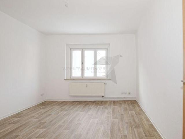 Gemütliche 2 Raum Wohnung in grüner Umgebung
