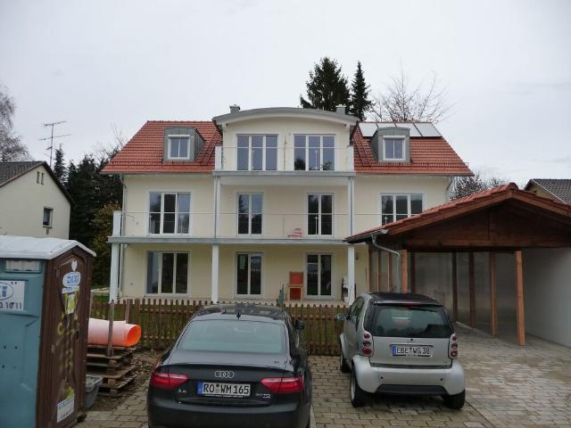Gemütliche 2 Zi DG Wohnung mit Garage