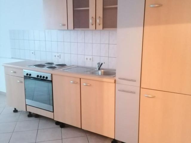 Gemütliche 2 Zi. DG Whg. mit Tageslichtbad und EBK