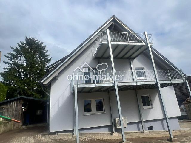 Gemütliche 2 Zi OG Wohnung in frisch saniertem KfW 55 Haus