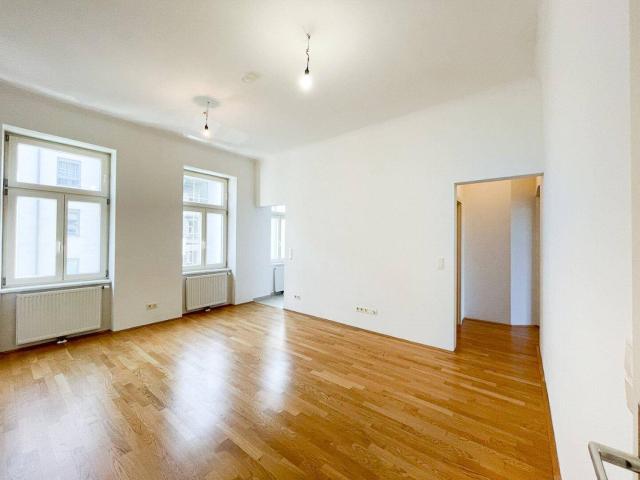 Gemütliche 2 Zi Wohnung mit Aufzug und Badewanne in 1100 Wien