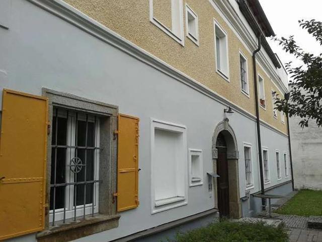Gemütliche 2 Zimmer Mietwohnung in guter Wohnlage in Obernberg