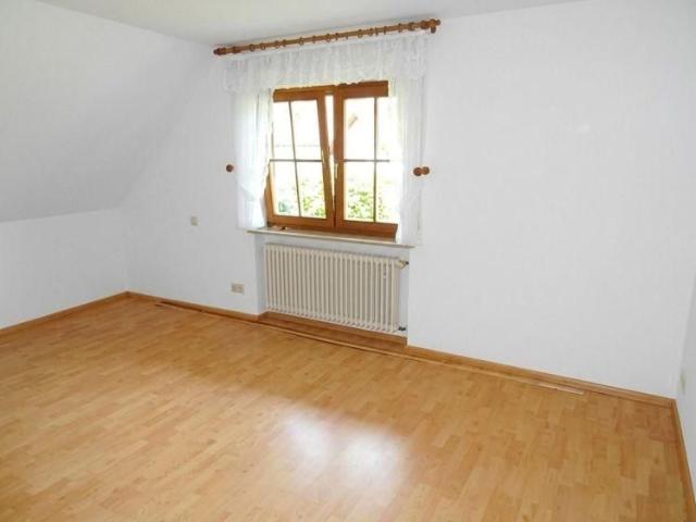 Gemütliche 2 Zimmer Dachgeschosswohnung in Kehl Kork