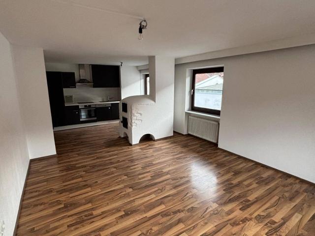 Gemütliche 2 Zimmer Dachgeschosswohnung mit Balkon