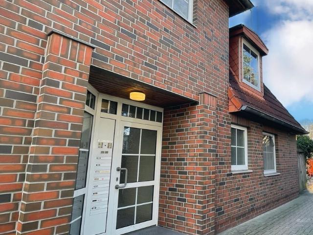 Gemütliche 2 Zimmer Dachgeschosswohnung mit Balkon in Oldenburg