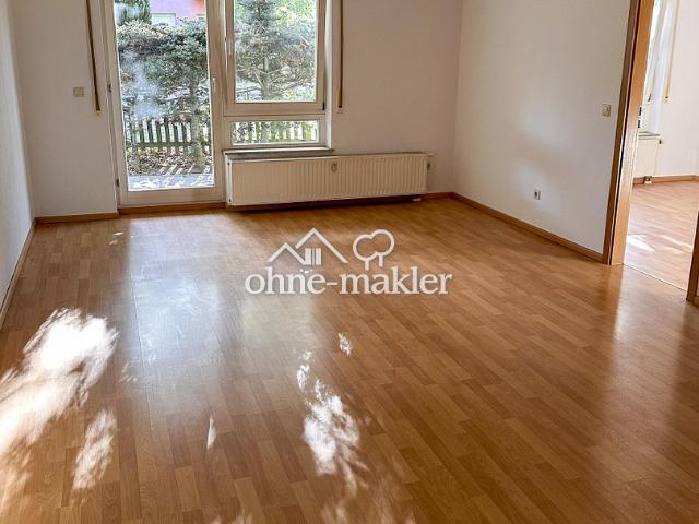 Gemütliche 2 Zimmer Erdgeschosswohnung mit eigener Terrasse, Wannenbad & TG Stellplatz in Landsberg