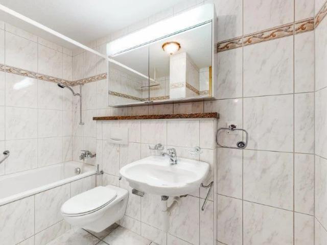 Gemütliche 2½ Zimmer Galeriewohnung in Ittigen schöne Wohnung zen.