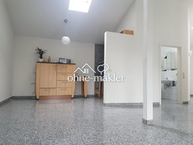 Gemütliche 2 Zimmer Penthouse Wohnung mit Balkon und Einbauküche in Wehr