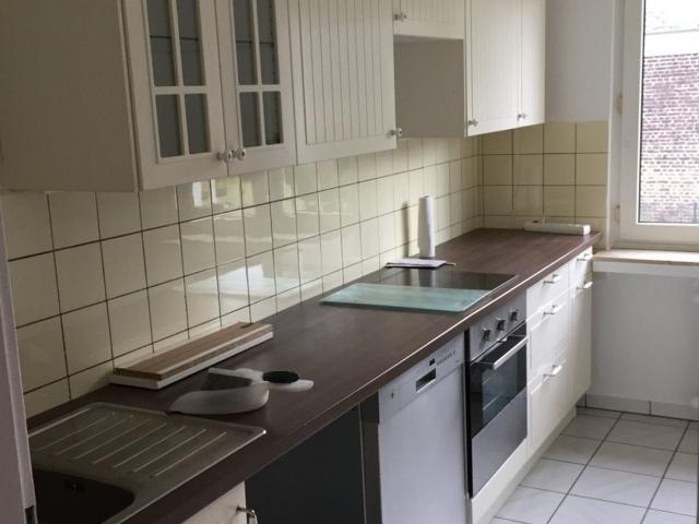 Gemütliche 2 Zimmer Wohnung Einbauküche und Balkon in Wandsbek