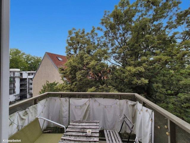 Gemütliche 2 Zimmer Wohnung im 3. Stock direkt neben dem LKH Graz – ab November verfügbar!