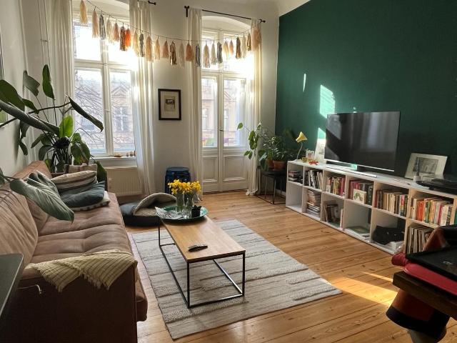 Gemütliche 2 Zimmer Wohnung im Herzen den Kreuzkölln Kiez, Berlin Amsterdam Apartments for Rent