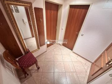 Gemütliche 2 Zimmer Wohnung in Lassee: Stadtblick, Einbauküche & Parkplatz!