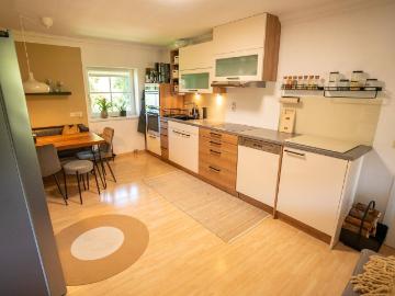 GEMÜTLICHE 2 ZIMMER WOHNUNG IN ST.MARTIN AM TENNENGEBIRGE