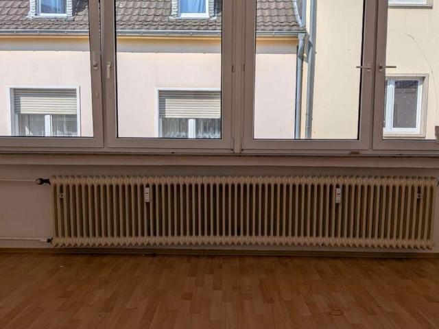 Gemütliche 2 Zimmer Wohnung mit offener Küche in Krefeld