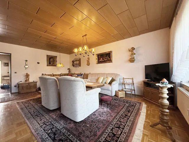 Gemütliche 2 Zimmer Wohnung mit Balkon und Garage in Leverkusen Schlebusch