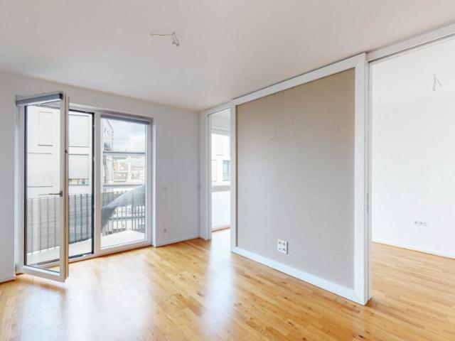 Gemütliche 2 Zimmer Wohnung mit Balkon und EBK!