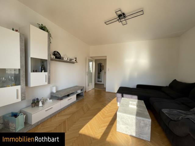 Gemütliche 2 Zimmer Wohnung mit Balkon und Fernblick