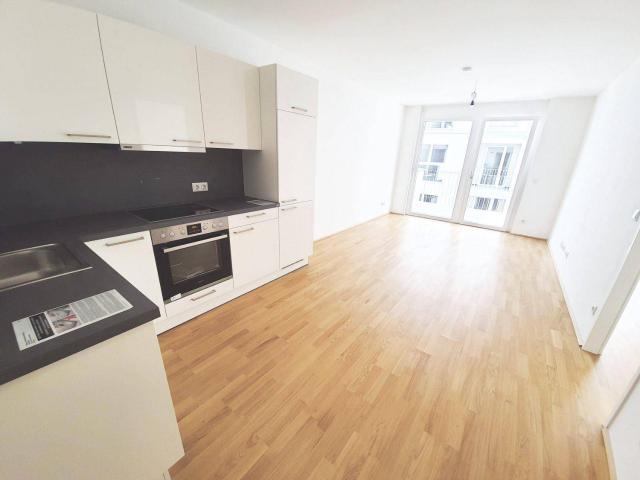 Gemütliche 2 Zimmer Wohnung mit Balkon in der Koloniestraße!