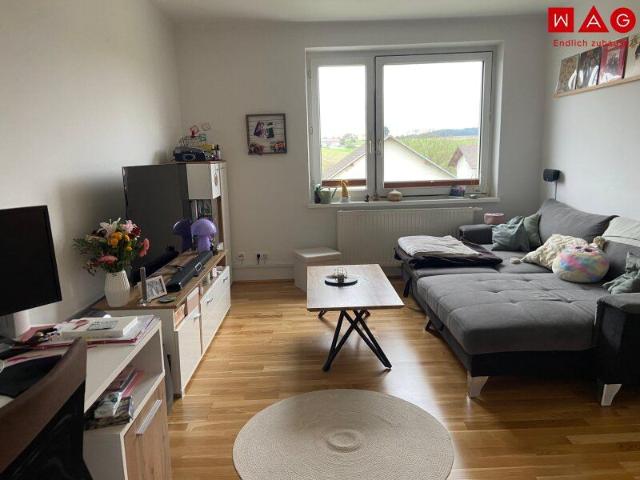 Gemütliche 2 Zimmer Wohnung mit Balkon in ländlicher Ruhelage, dennoch nur 10 Minuten nach Passau! Wohlfühlgarantie durch ausgewählte Nachbarschaft! Ab 01.12.2026 verfügbar!