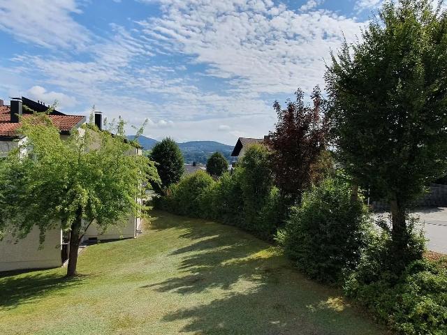 Gemütliche 2 Zimmer Wohnung mit Balkon in schöner Höhenlage von Deggendorf