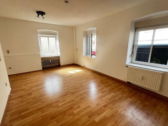 Gemütliche 2 Zimmer Wohnung mit Garage in Ispringen zu vermieten!