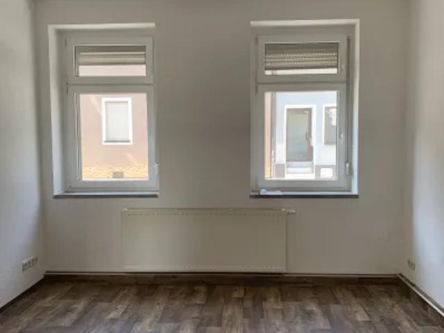 Gemütliche 2 Zimmer Wohnung mit Gartennutzung in ruhigem 3 Parteienhaus