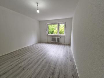 Gemütliche 2 Zimmer Wohnung mit großem Balkon auf dem Eschberg