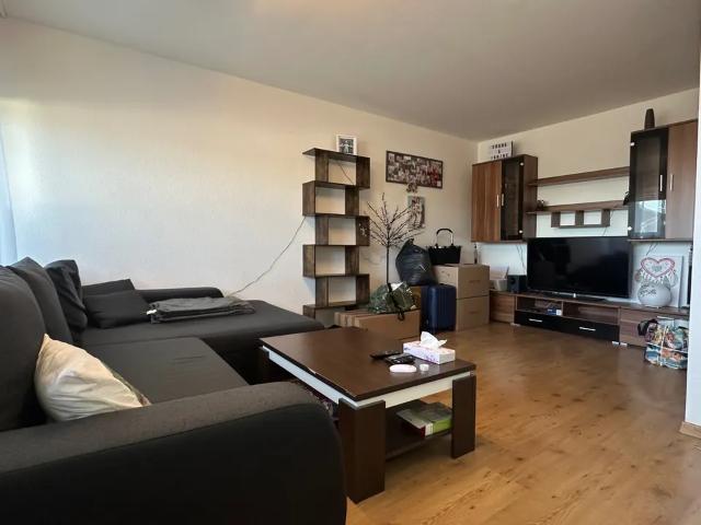 Gemütliche 2 Zimmer Wohnung mit großzügigem Wohnbereich und Balkon