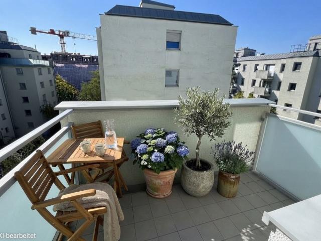 Gemütliche 2 Zimmer Wohnung mit Sonnigem Balkon