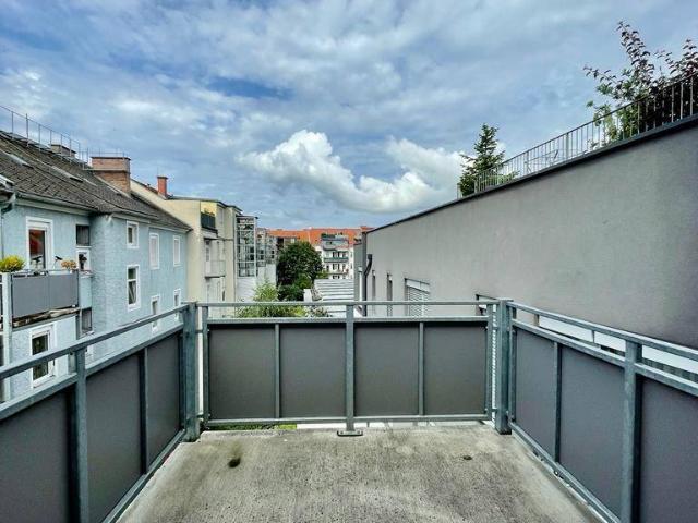 Gemütliche 2 Zimmer Wohnung Provisionsfrei!