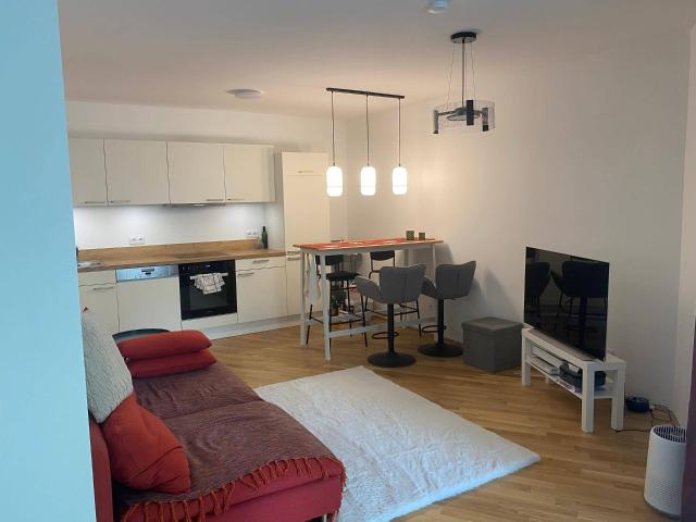 Gemütliche 2 Zimmer Wohnung zur befristeten Untermiete