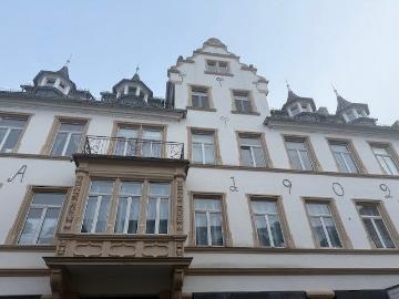 Gemütliche 2 ZKB Altbauwohnung im Dachgeschoss in zentraler Lage von Eltville