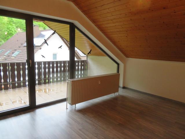 Gemütliche 2 ZKB DG Wohnung in Contwig