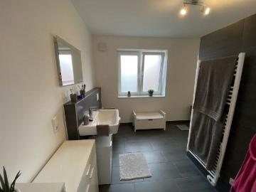 Toller Altbauflair! Renovierte 3 ZKB Wohnung in der Gütersloher Innenstadt