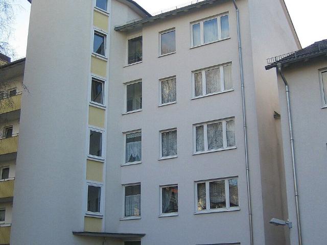 Gemütliche 2 ZKB zentral und ruhig gelegen!