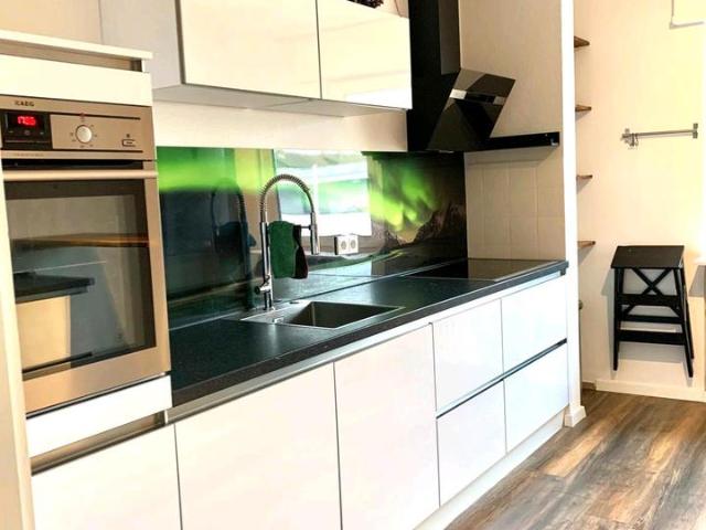 Gemütliche 3ZKB Wohnung mit Loggia, modernisiert, ruhig gelegen