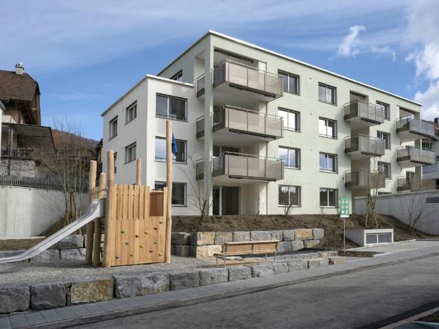 Gemütliche 3.5 Zimmerwohnung mitten in Grossdietwil