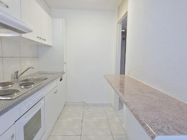 Gemütliche 3.5 Zimmer Wohnung in Frinvillier zu vermieten