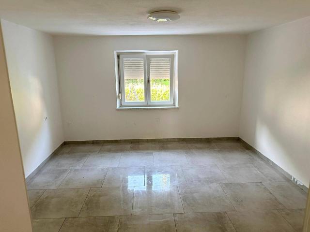 Gemütliche 3,5 Zimmer Wohnung in ruhiger Waldrandlage in Schlins – Unkompliziertes Wohnen mit Parkplatz!