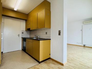Gemütliche 3.5 Zimmer Wohnung mit Balkon, Lift, Keller und ca. 80 m² Wohnfläche