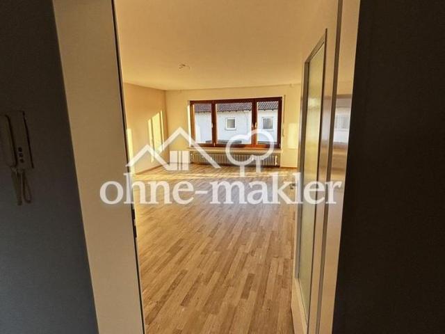 gemütliche 3,5 Zimmer Wohnung mit Südbalkon in Neu Ulm Pfuhl zu vermieten