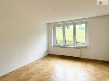 Gemütliche 3 Raum Wohnung mit Blick ins Grüne in Cunersdorf