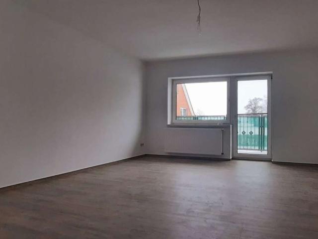 gemütliche 3 Raum Wohnung + BALKON + PKW SP