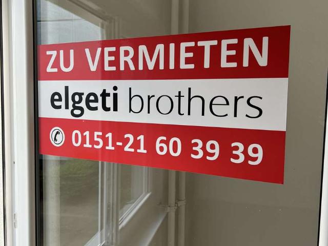 gemütliche 3 Raum Wohnung im 5.OG sucht neue Mieter !