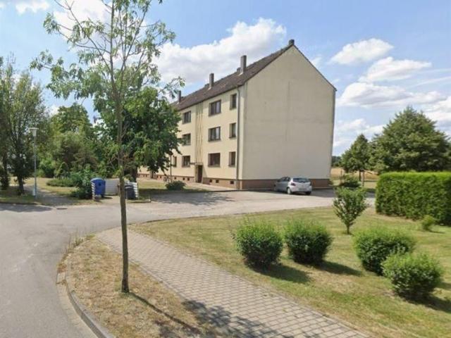 gemütliche 3 Raum Wohnung in Hochpaterre in Glebitzsch, Sandersdorf Brehna