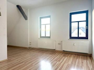 Gemütliche 3 Raum Dachgeschosswohnung große Wohnküche Kaminanschluss Sicht!